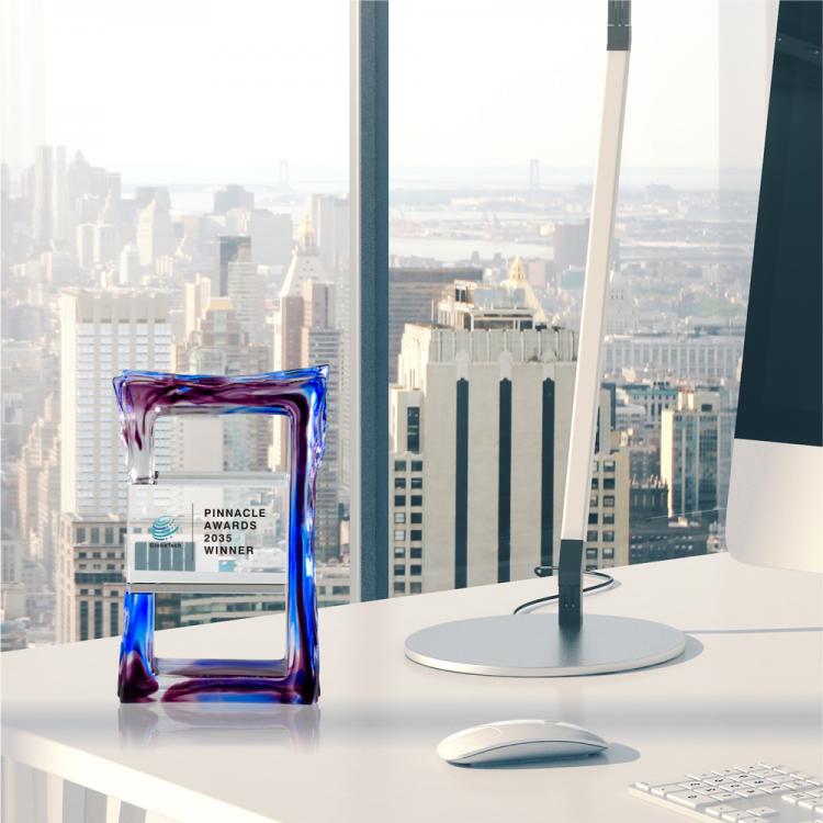 瑠璃トロフィー AL-207